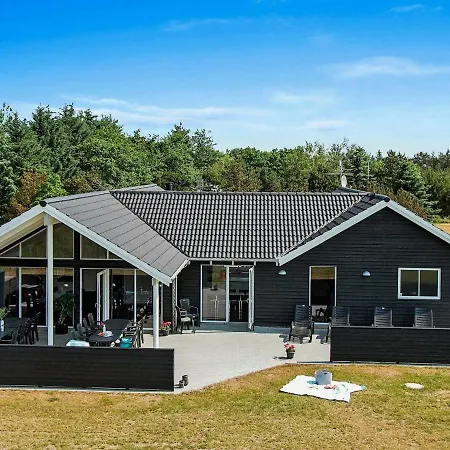 Vakantiehuis 18 Person In Bl Vand Blåvand